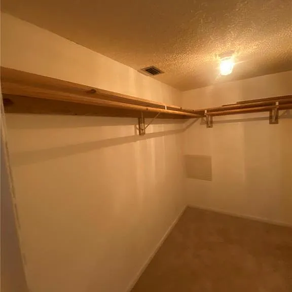 8227 SE Croft Cir — Photo 10