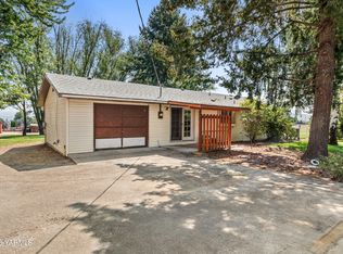 191 Stohler Rd, Selah, WA 98942