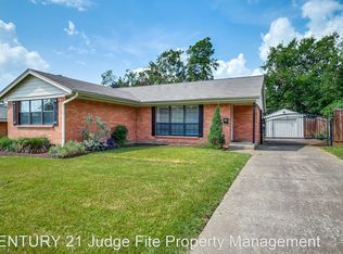 851 Peavy Rd, Dallas, TX 75218