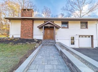 408 Holly Pl, Northvale, NJ 07647