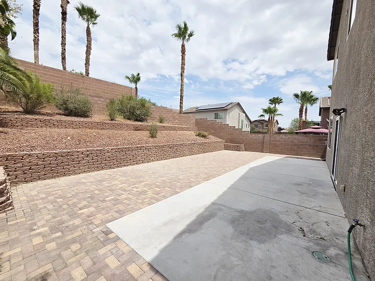 9946 Burton Lake Ct — Photo 41