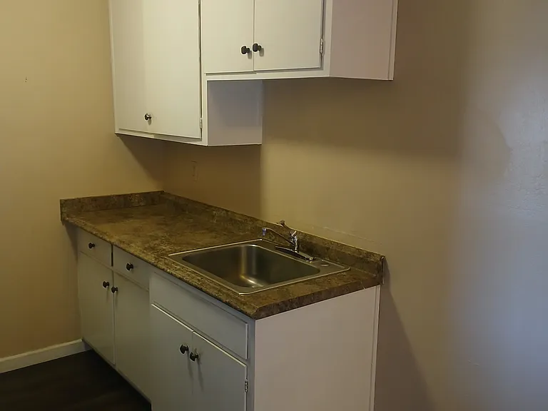 490 Estudillo Ave #1 — Photo 10