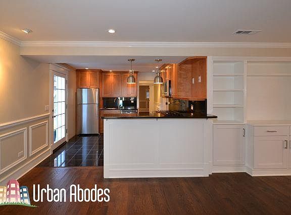 4th image of 1415 W Byron St #Coachouse1