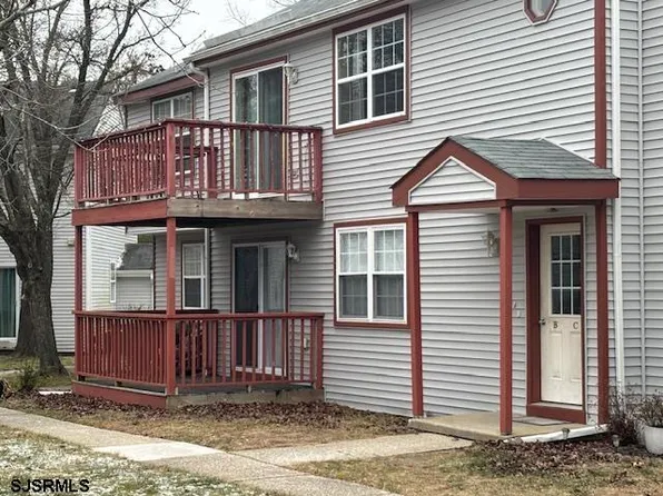25 Oyster Bay Rd APT C, Absecon, NJ 08201