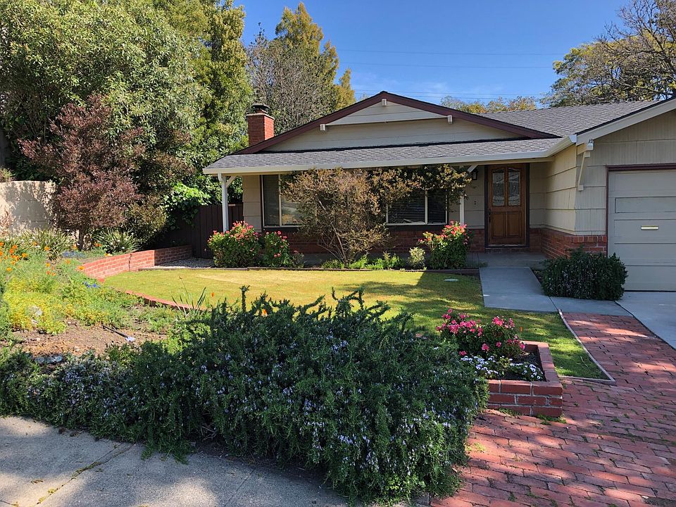 Front view-Please note there is a two car garage.