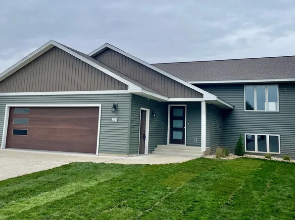 201 25th St SW, Austin, MN 55912