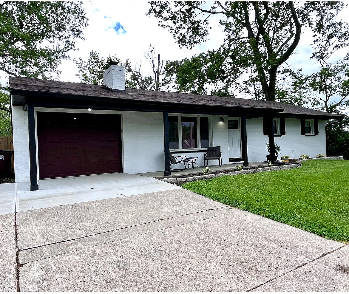 1247 Poplar Ridge Rd photo 1