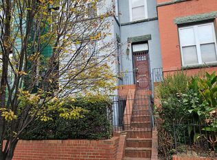 306 Seaton Pl NE, Washington, DC 20002