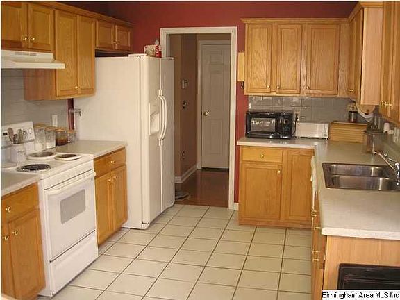 5th image of 173 Camden Cove Pkwy