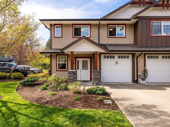 2112 Cumberland Rd #13, Courtenay, BC V9N 2E9