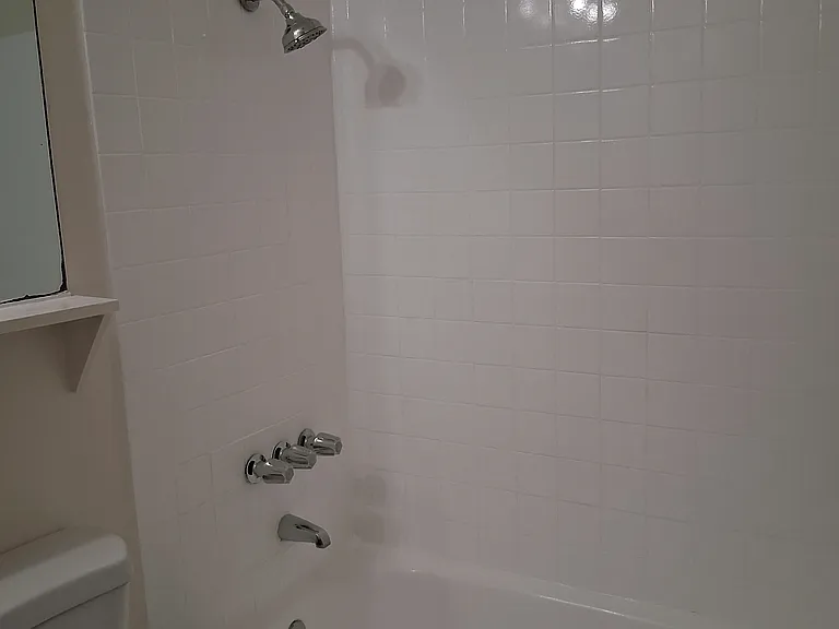 4737 Artesia Blvd — Photo 10