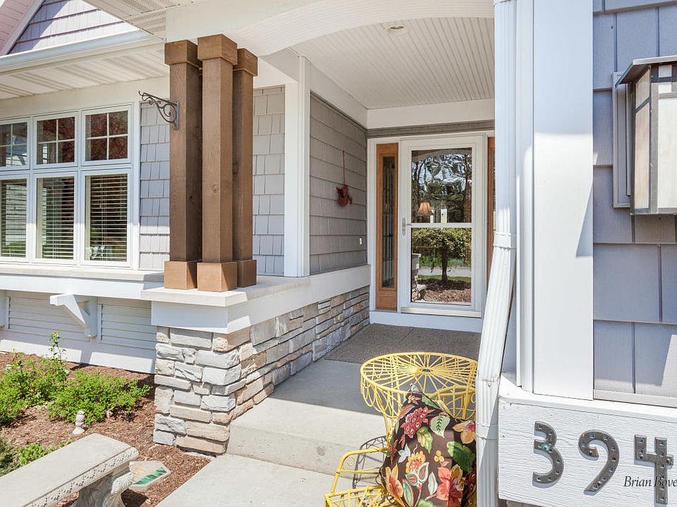 1st image of 3947 Crystal Waters Ln NE #16