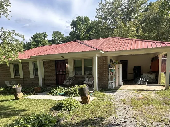 572 Jefferson St, Courtland, AL 35618