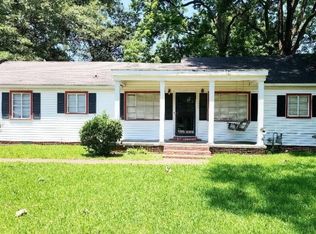 803 5th St, Leland, MS 38756