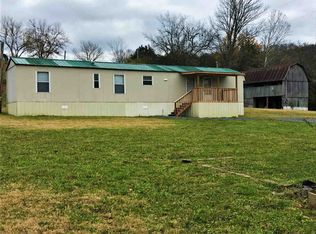 2004 Holt Town Rd, Newport, TN 37821