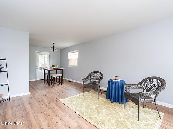 4th image of 3414 Terrier Ln