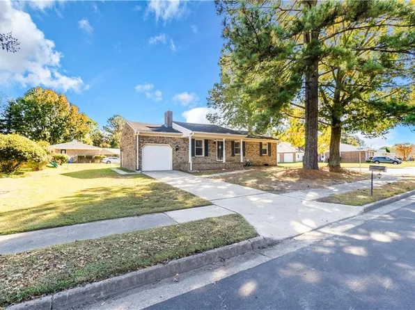 3149 Hancock Dr, Chesapeake, VA 23323