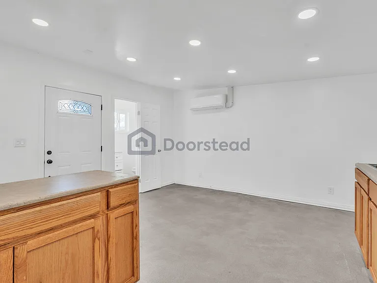 199 Bart Ave #A — Photo 10