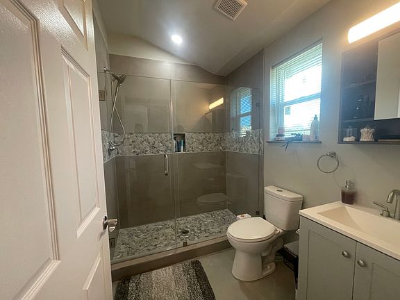 3rd image of 716 23rd Ave N #1/2
