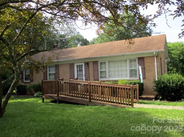 2902 Old Monroe Marshville Rd, Wingate, NC 28174