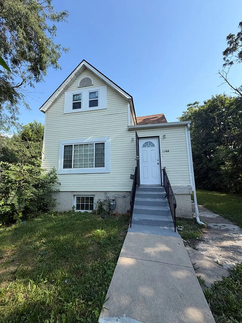 3-Bedroom, 2-Bath Home in a Mobility Area — Photo 1