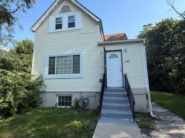 1748 W Steuben St, Chicago, IL 60643