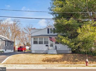 180 Phillips Ave, Hamilton, NJ 08610