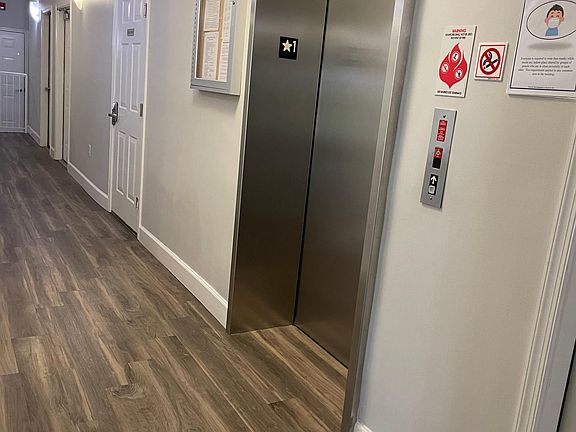 4th image of 11501 Cardoness Ln Suite 203