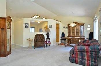 5th image of 3733 S Beth Dr