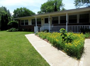 1485 Stallion Dr, Florissant, MO 63033