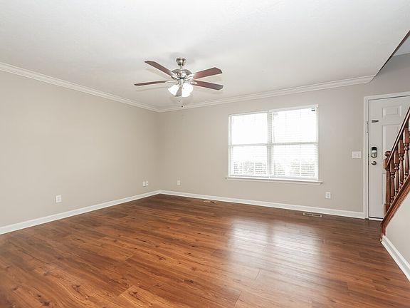 5th image of 1107 Lillian Ct