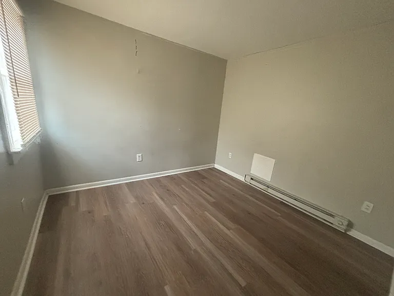 700 East Rd #9 — Photo 3