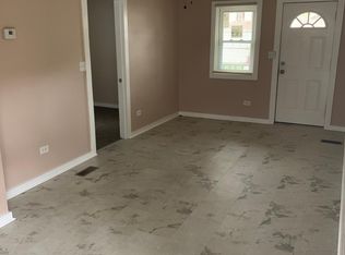 535 May St #1, Waukegan, IL 60085