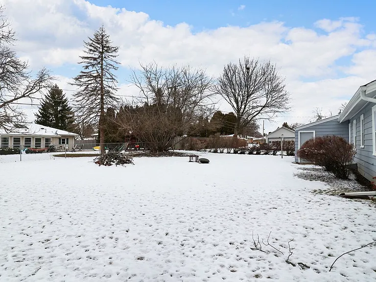 Neighborhood