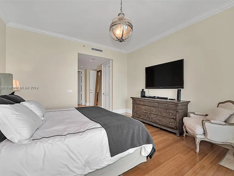 10295 Collins Ave #1906 — Photo 13