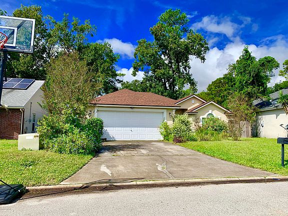 4th image of 8180 Hawks Landing Dr