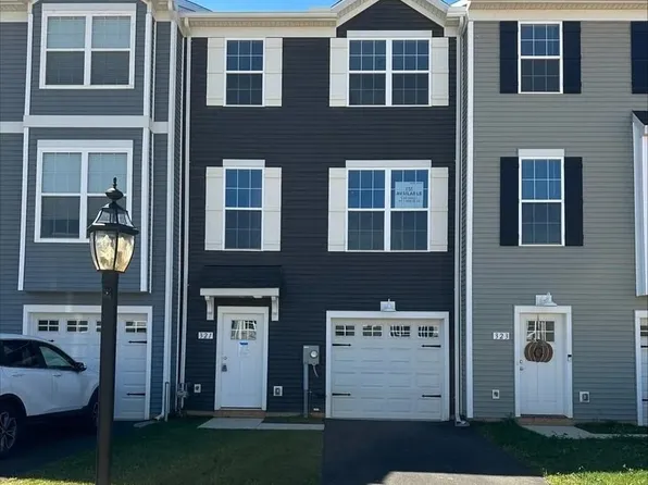 321 Avon Dr, Red Lion, PA 17356