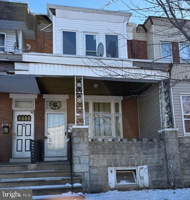 1st image of 3371 Emerald St