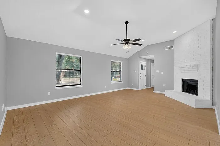 3701 University Dr — Photo 13