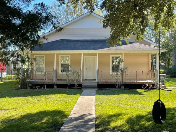 6655 Willis Ln, Beaumont, TX 77708