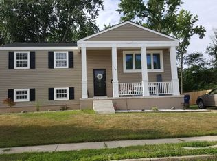 18 Hudson Ct, Somerdale, NJ 08083