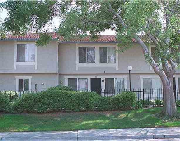 1st image of 4982 Bridgepointe Pl #6