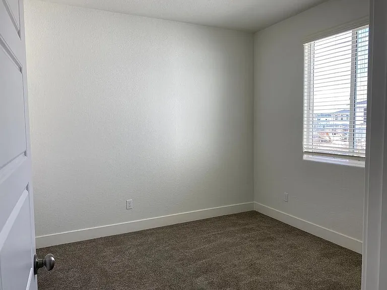 2454 Fidalgo Way — Photo 21