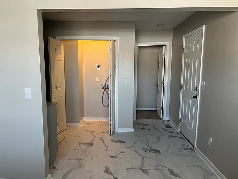 105 Chesapeake Ct — Photo 6