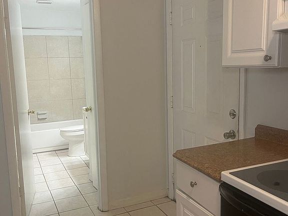 3rd image of 2506 W Stroud Ave APT 112
