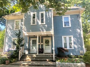 21 Moreland Ave UNIT 21, Newton Center, MA 02459