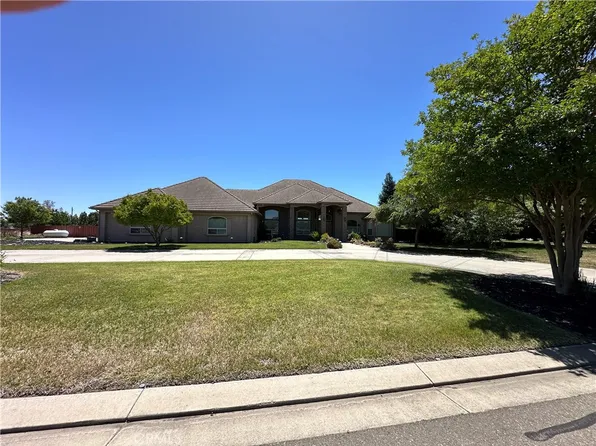 3834 N Golden Bear Dr, Merced, CA 95340