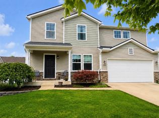8402 Walnut Hl, Dexter, MI 48130