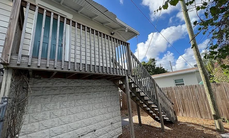 1st image of 1512 7th Ave N #1/2