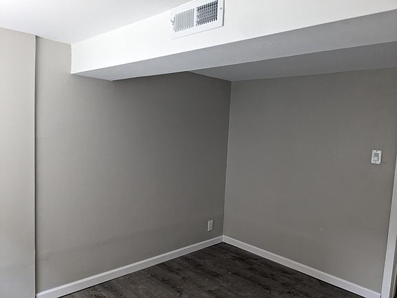 4th image of 110 Nelson Ave #B1